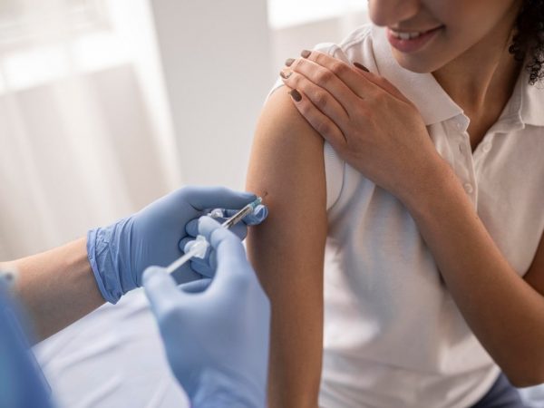 Arie Halpern Vacinas Protegem A Saúde E Promovem Avanço Da Ciência-min